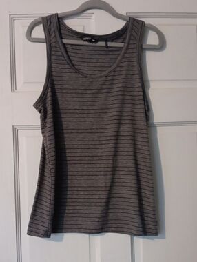 Toad&Co Gray and Navy Striped Scoop Tank Small